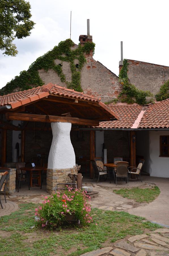 Apartmany Pod Kastany Kvasice Екстер'єр фото